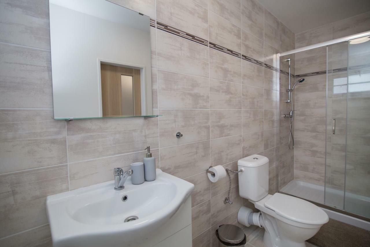 Apartment Simona Hostka  Bagian luar foto